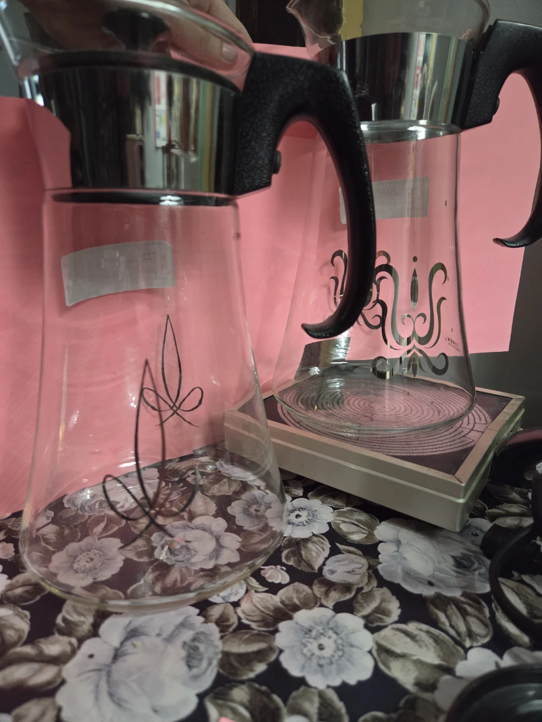2 x Vintage Pyrex Glass beverage server