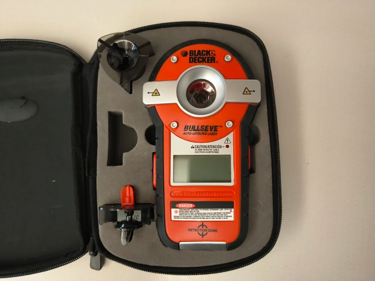Black & Decker Bullseye Auto-Leveling Laser