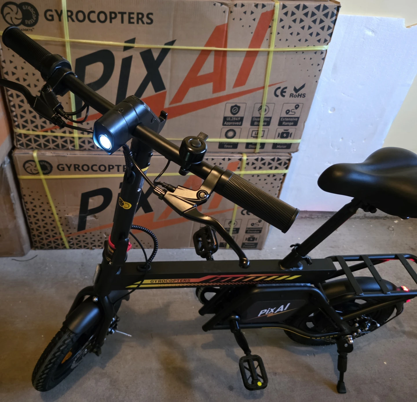 GYROCOPTERS PixAI Electric Scooter - Black