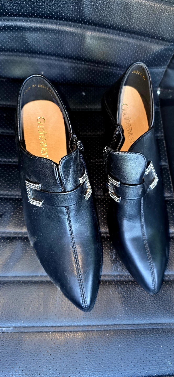 Gudheaven Black Fashion Shoes - Size 235(1.5)