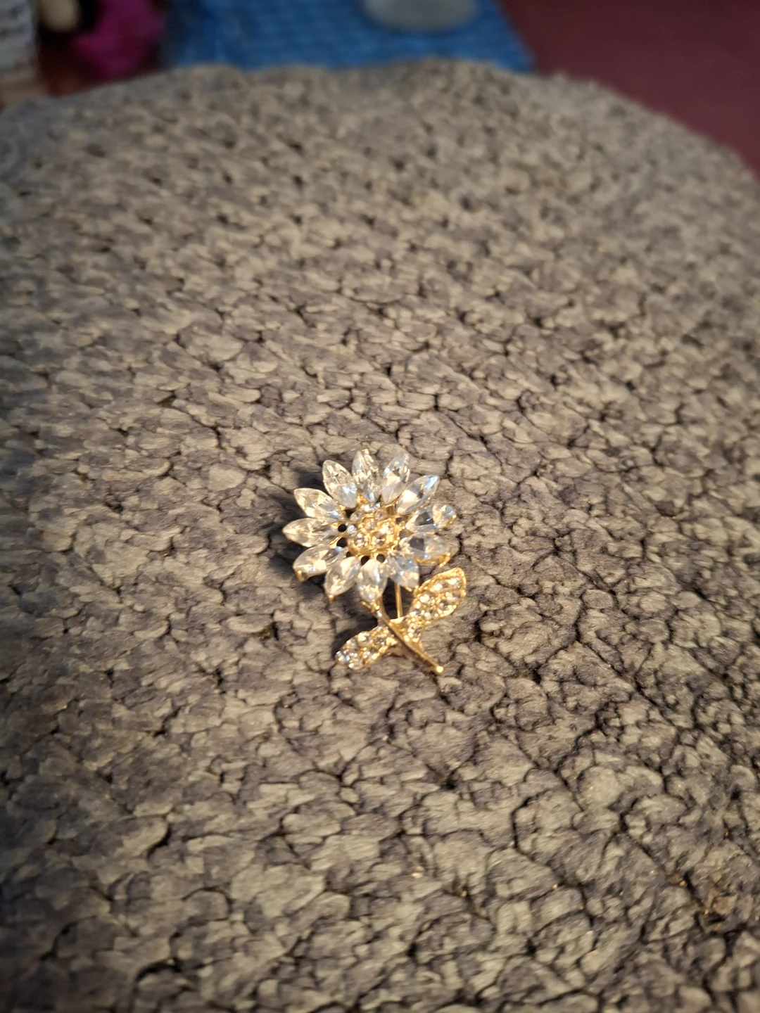 Sparkling Flower Brooch