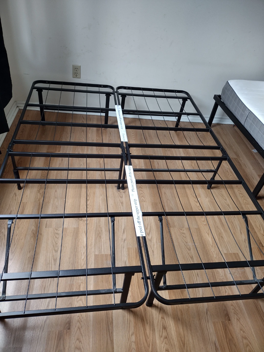 Metal Bed Frame - zinus