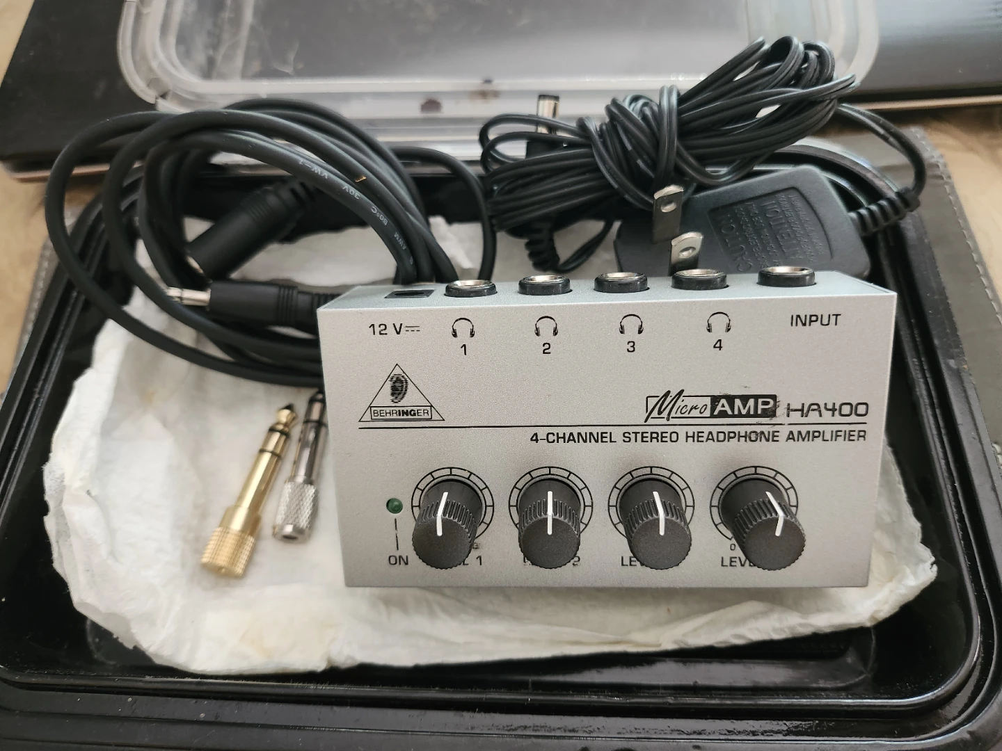 Behringer MicroAMP HA400 4-Channel Headphone Amplifier