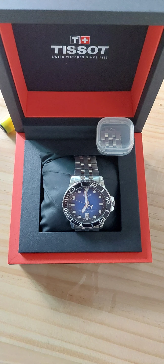 Tissot Automatic Watch  Excellent Condition Box Included
