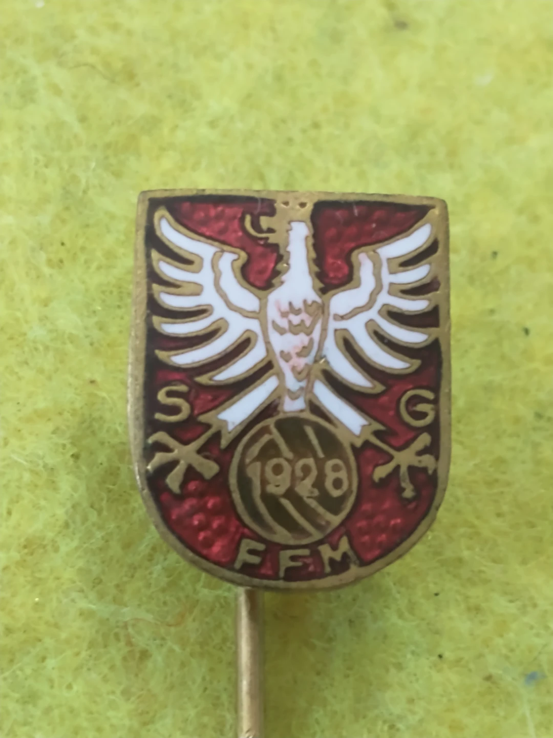 SG FFM 1928 Pin - Unattributed Football Club