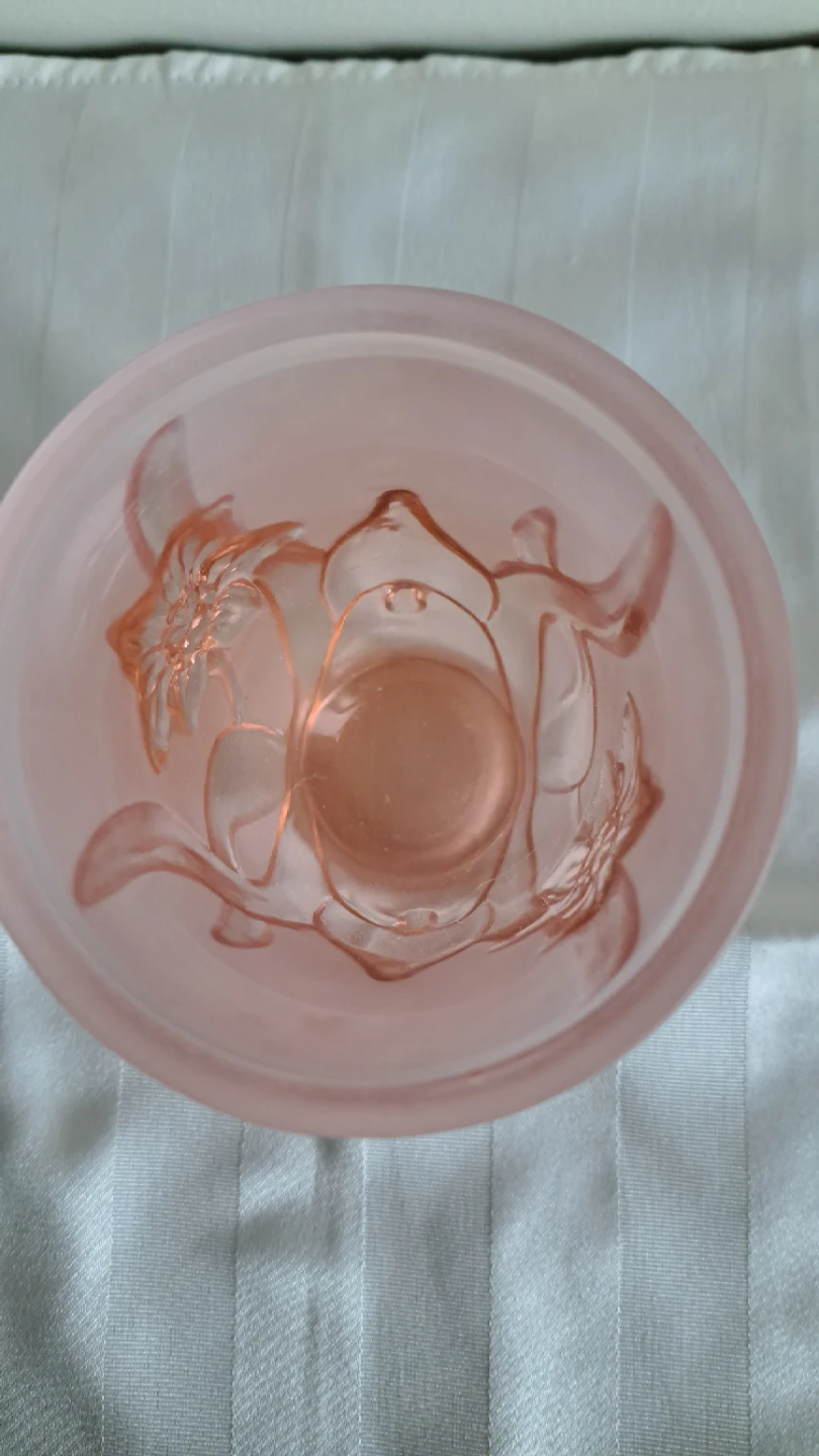 Rare Pink Frosted Depression Glass - photo 3