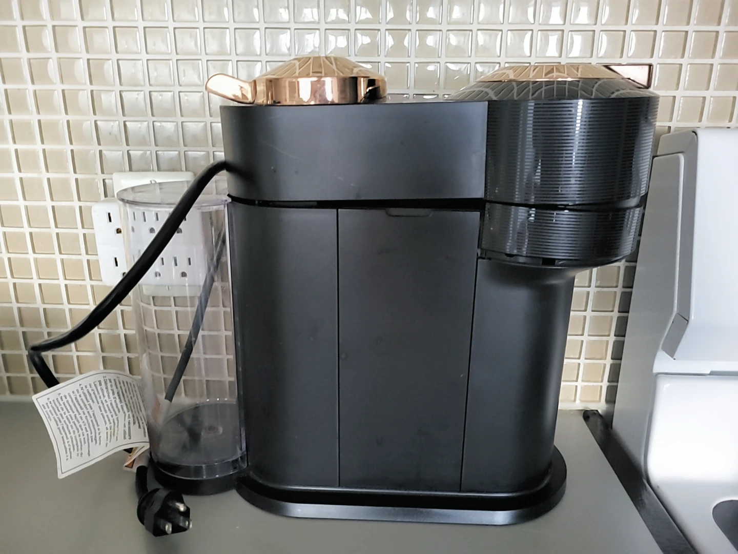 Nespresso VertuoPlus Coffee Machine - photo 4