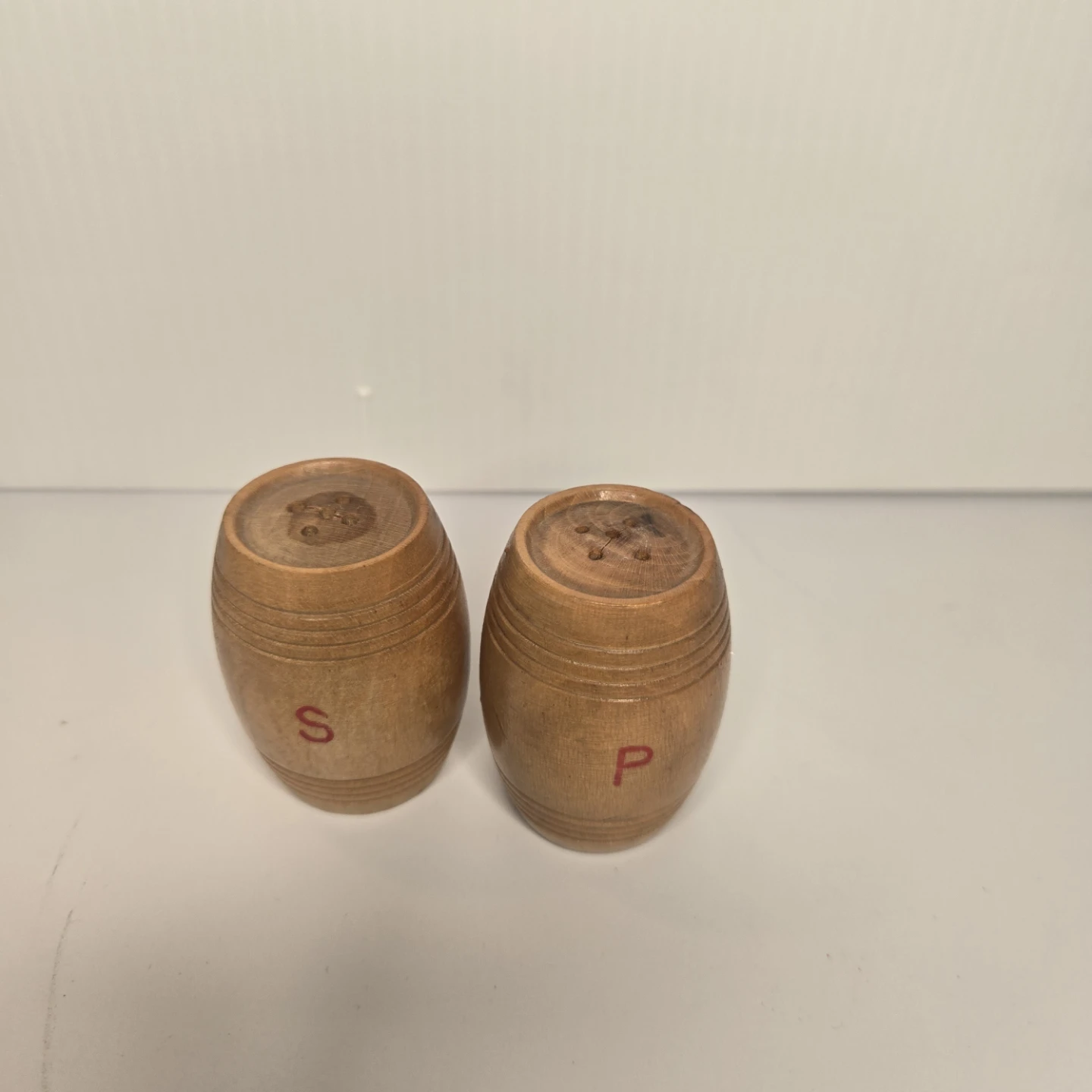 Wooden Salt and Pepper Shakers - photo 3