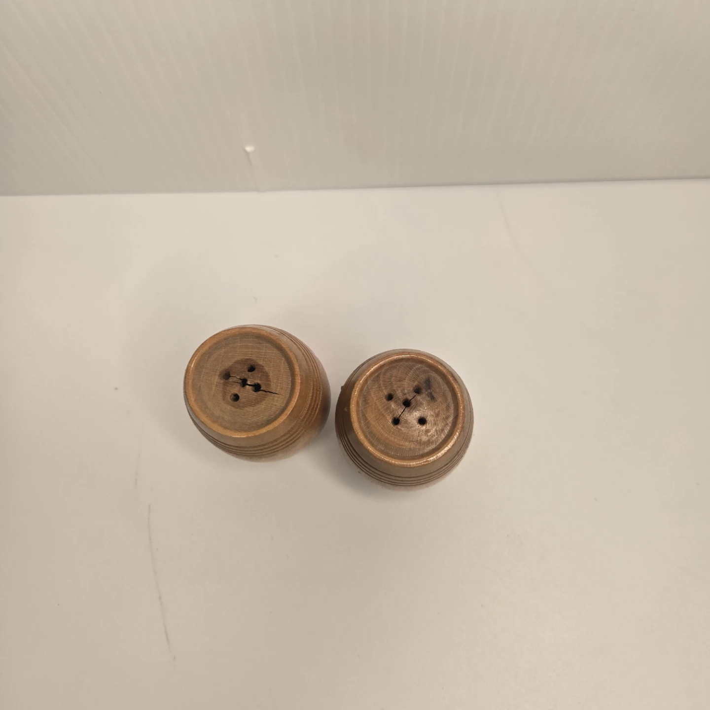 Wooden Salt and Pepper Shakers - photo 4