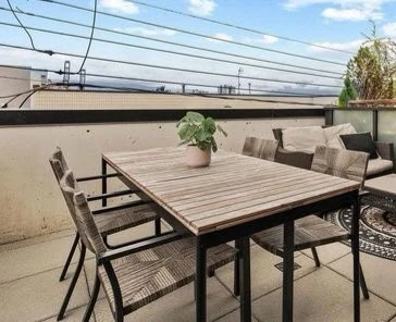Outdoor Patio Dining Set with Table and Chairs