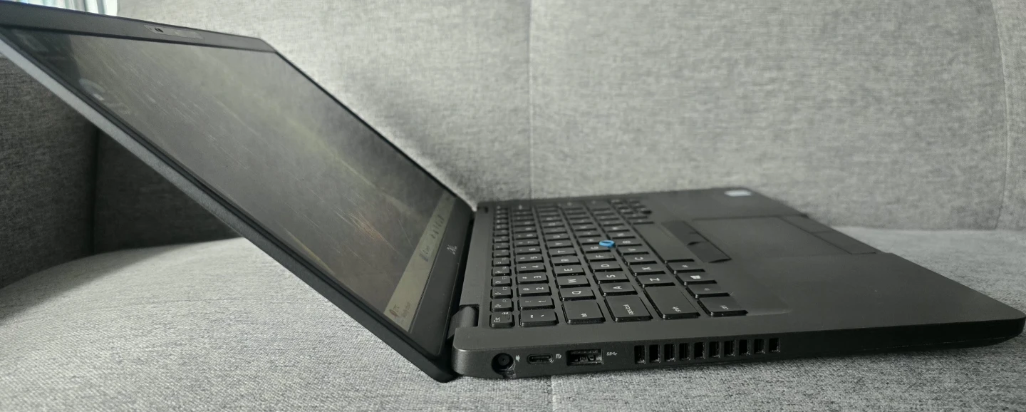 Dell Latitude 5400 touchscreen laptop Win11 128Gb SSD 16Gb Ram - photo 2