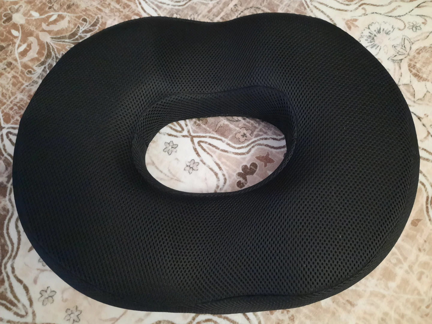 Black Ergonomic Seat Cushion