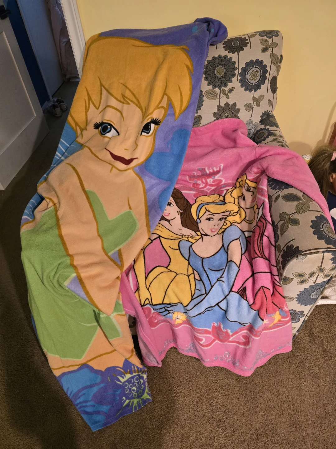 Disney Princess & Tinkerbell Fleece Blanket - photo 2