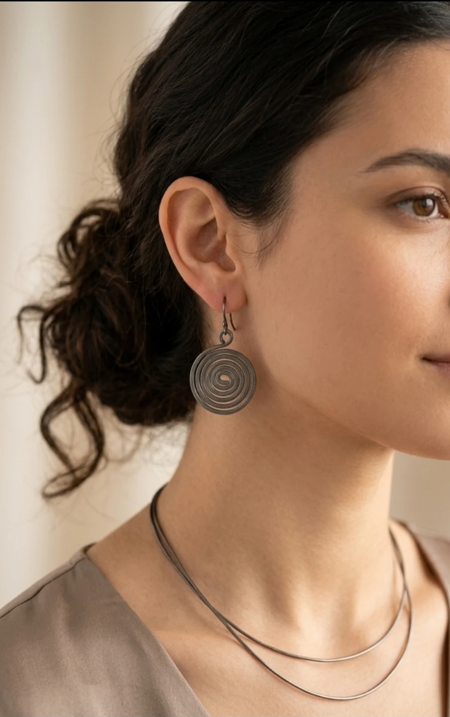 Short & Catchy Spiral earrings - Stainless steel