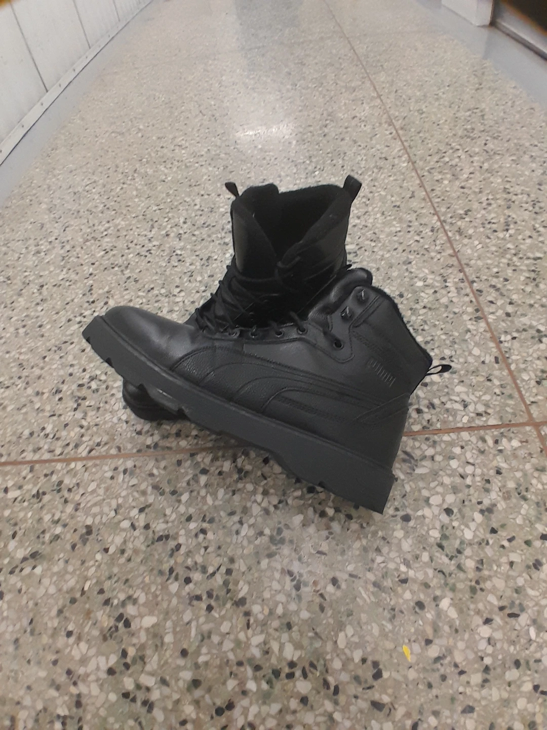 Puma Black All Season Boots Men's Size 13 - photo 4
