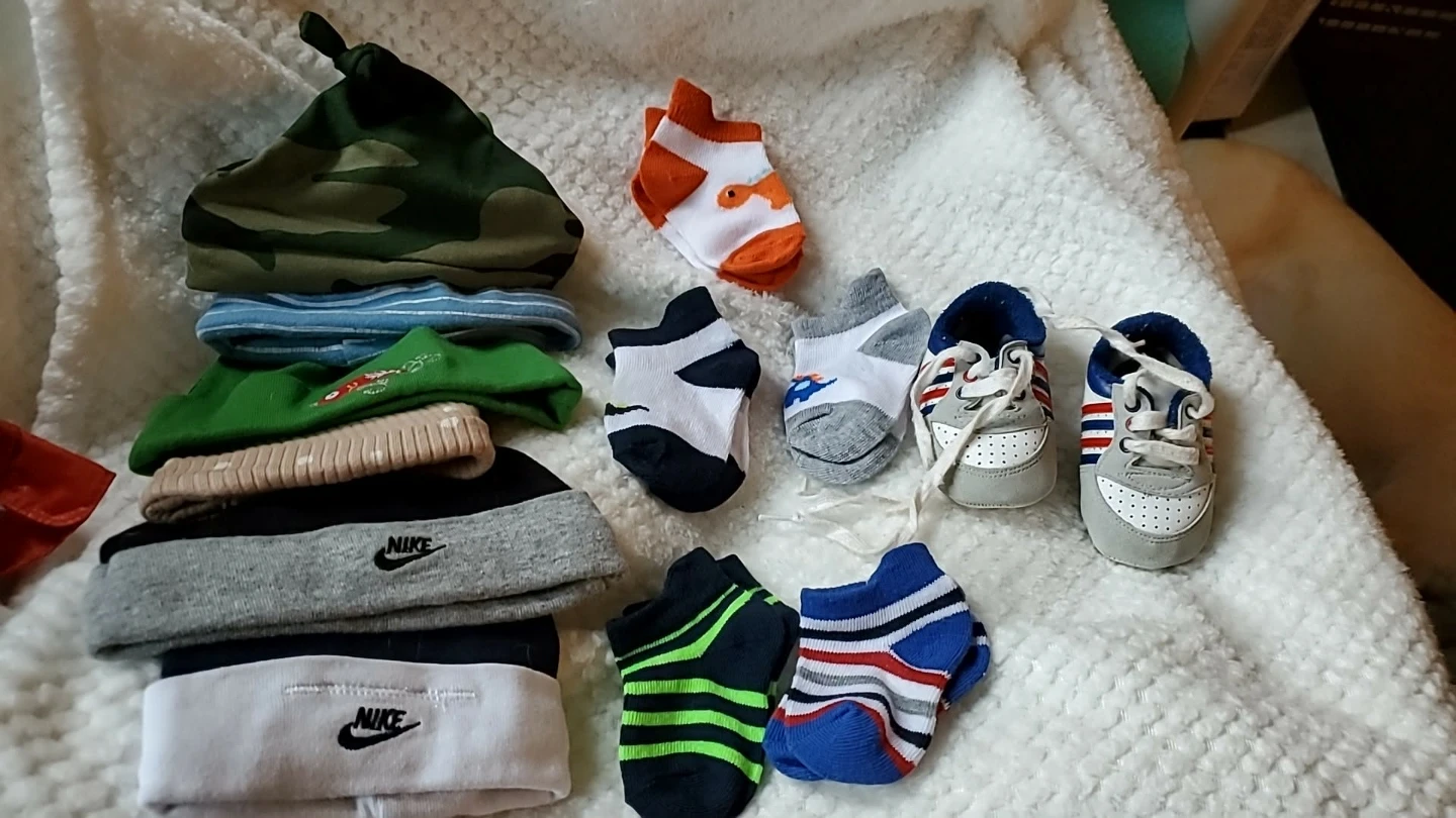 Baby Boy Clothes Bundle 0-3 - photo 2