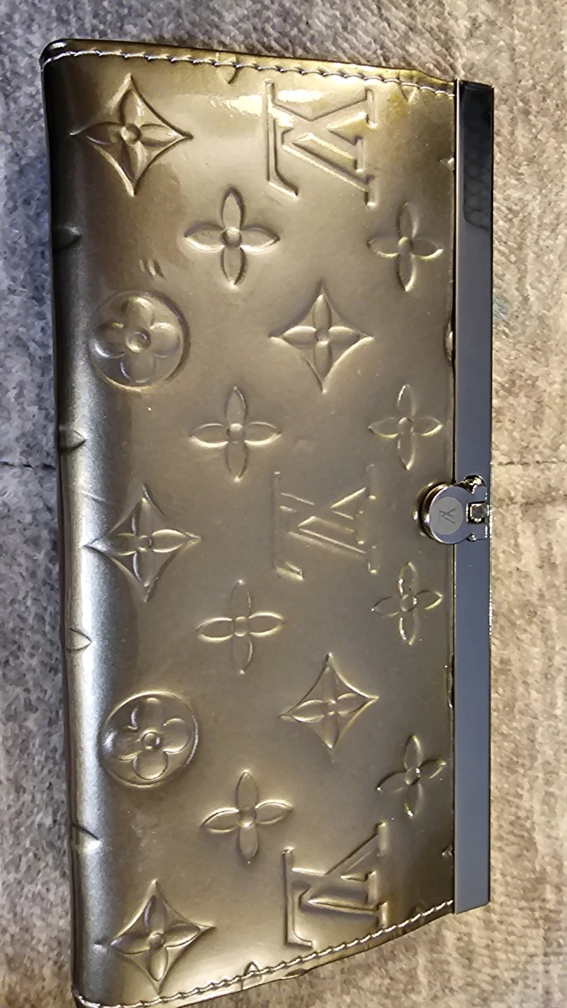 Louis votton wallet (female) - photo 2