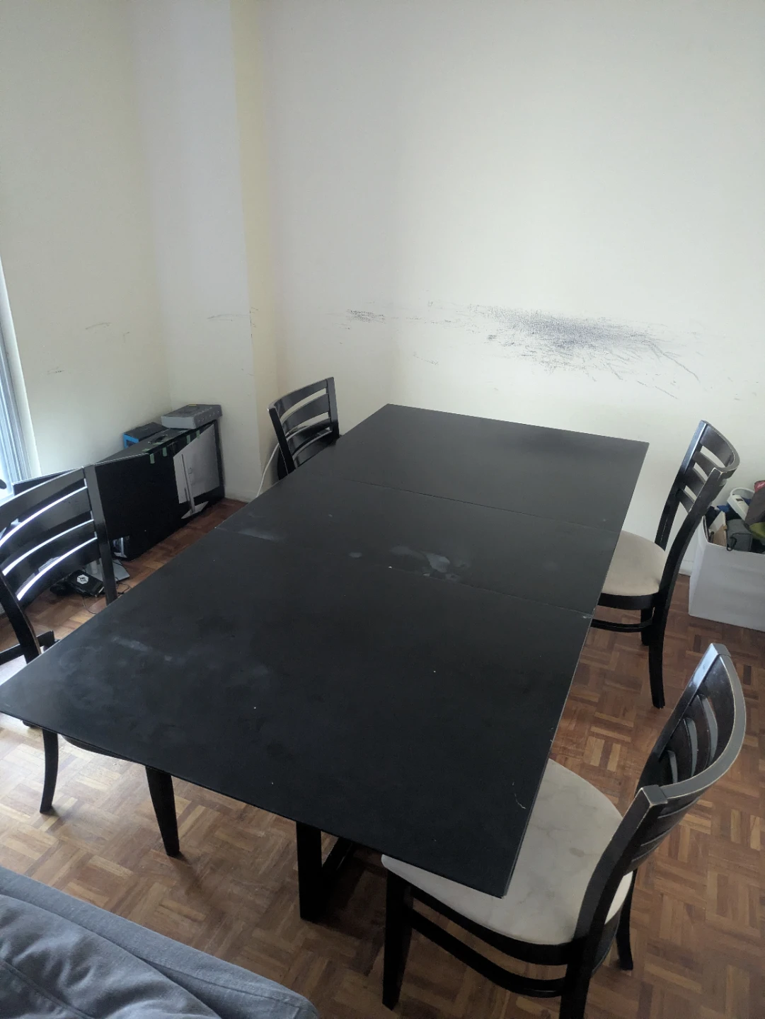 Black extendable Dining Table with 4 Chairs - photo 3