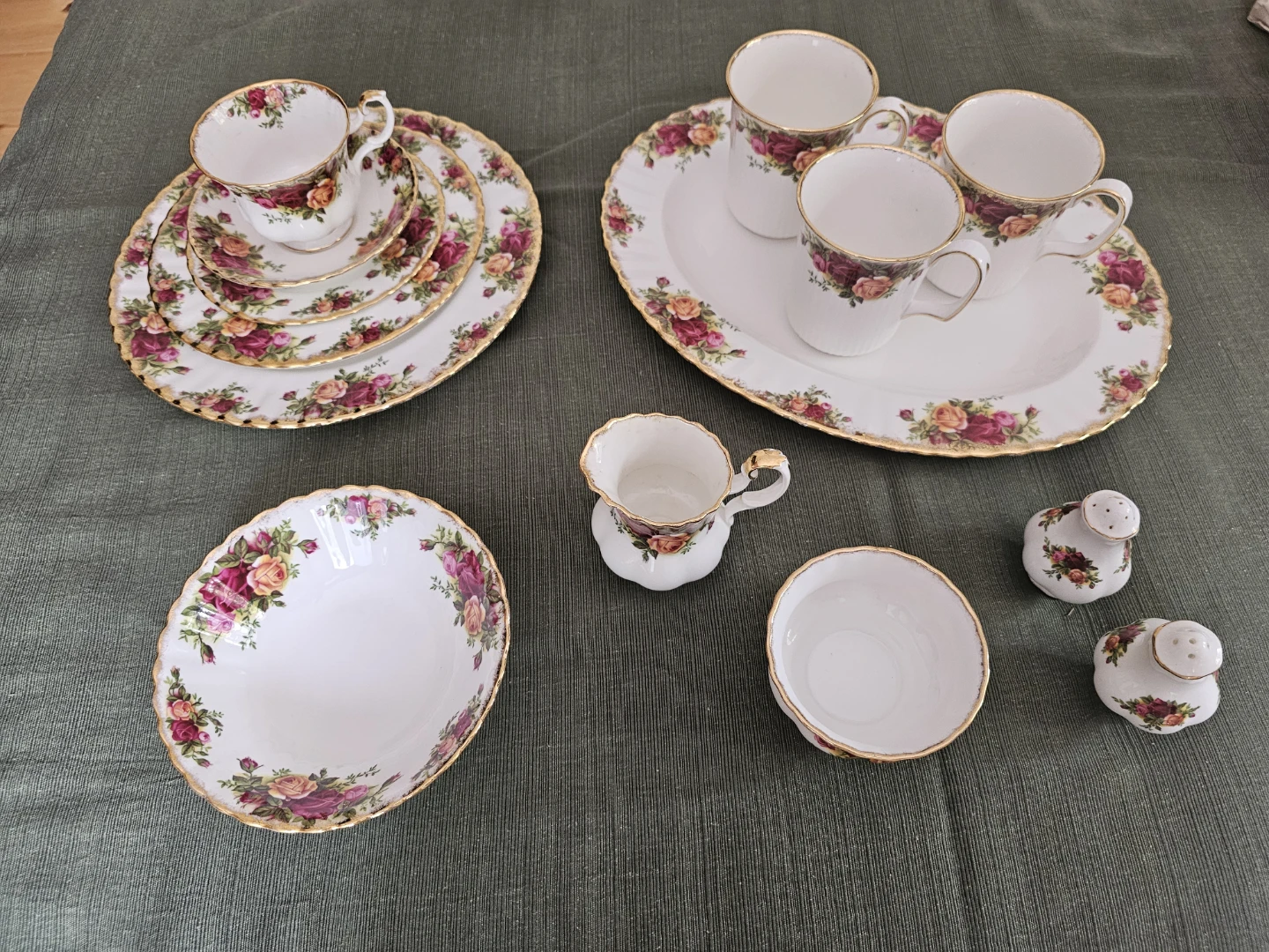 Royal Albert Old Country Roses Tea Set