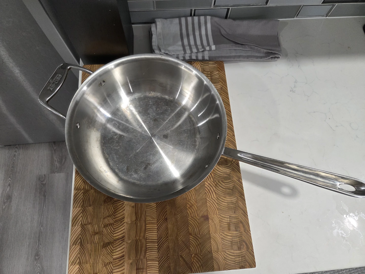 All-Clad d5 Stainless Steel 5 ply 4 Qt Sauté Pan with Lid - photo 2