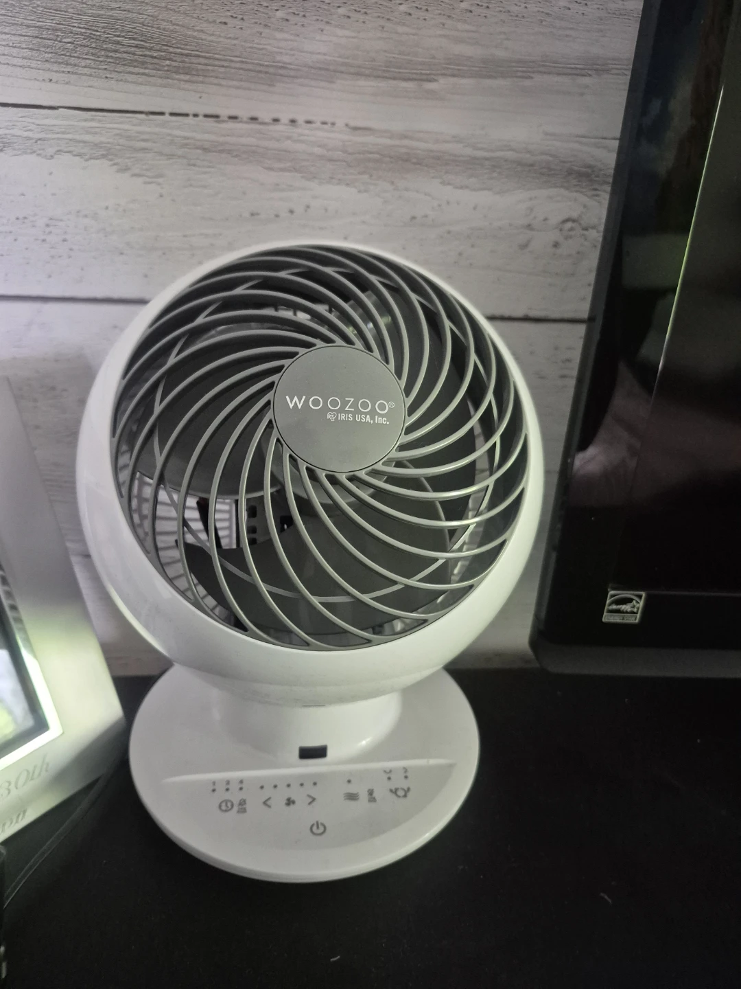 Woozoo Oscillating Desk Fan