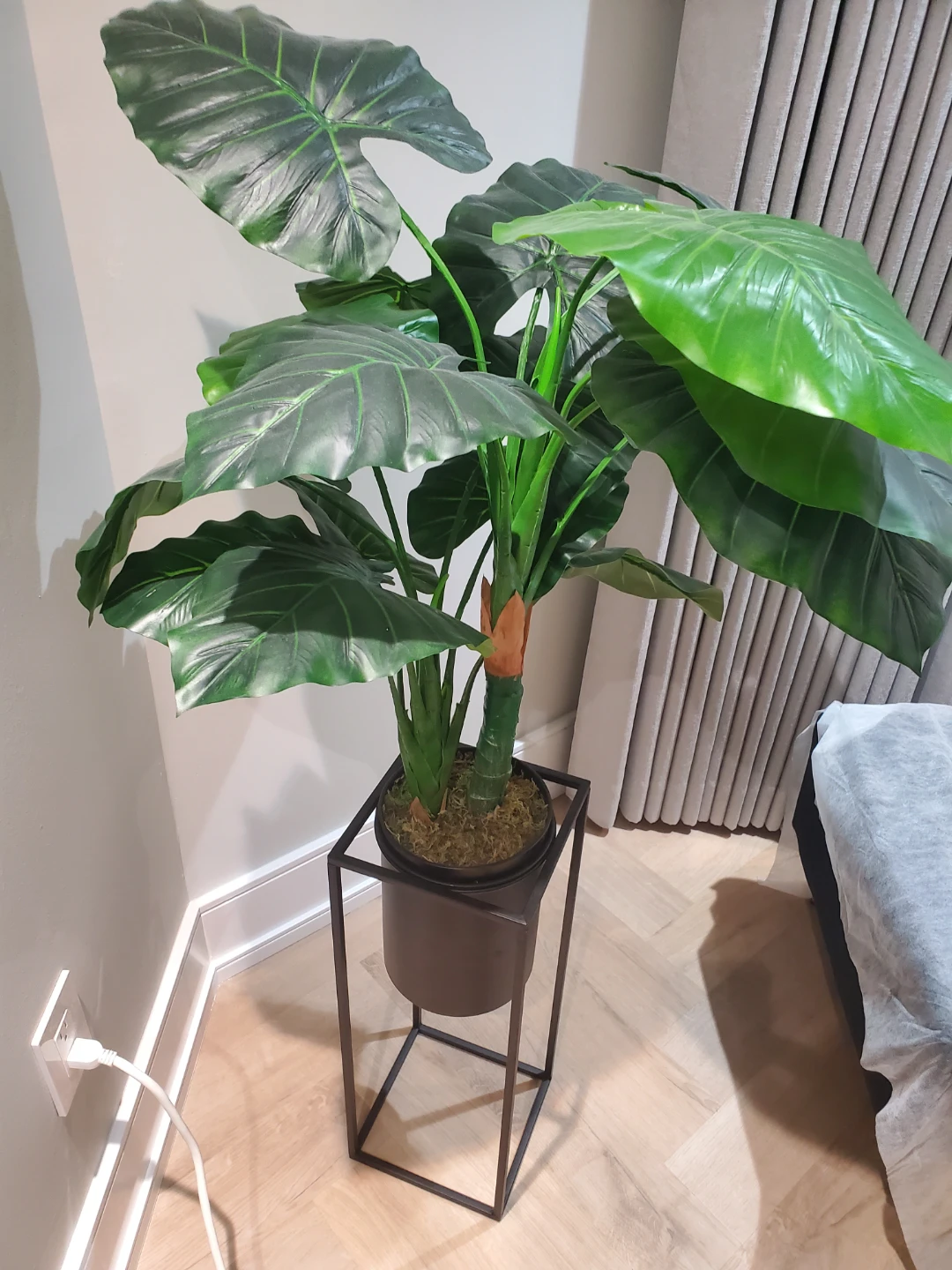 Large Artificial Elephant Ear Plant in Stand - photo 2