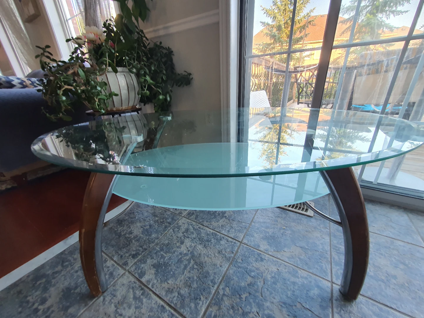 Oval Glass Coffee Table with Wooden Legs - photo 2