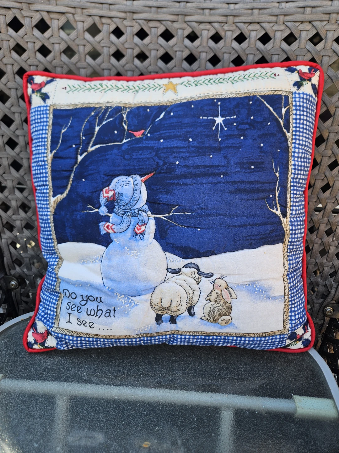 2 Quilted Decorative Throw Pillow - photo 2
