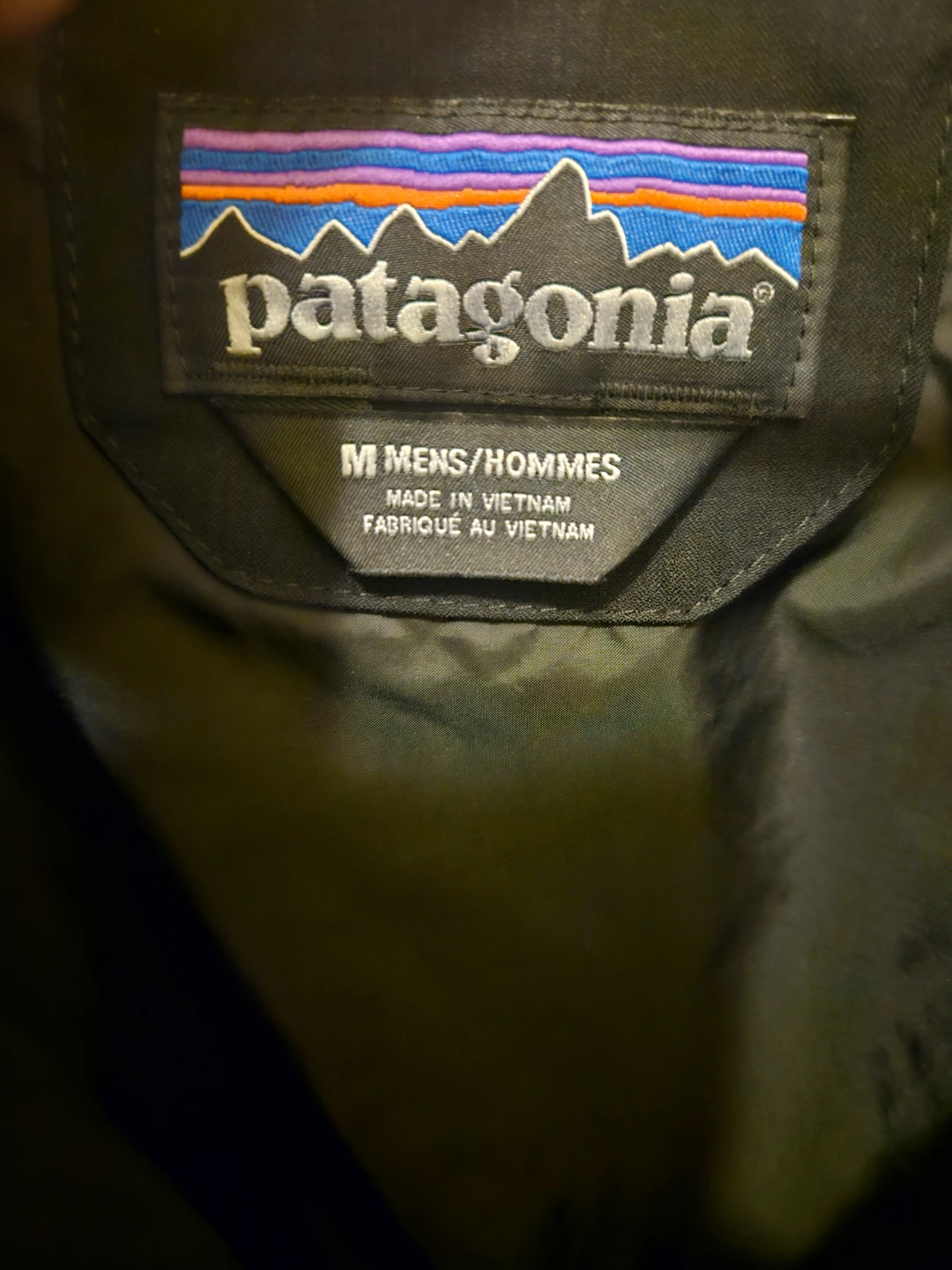 Patagonia Black Men's Medium Waterproof Parka - photo 3
