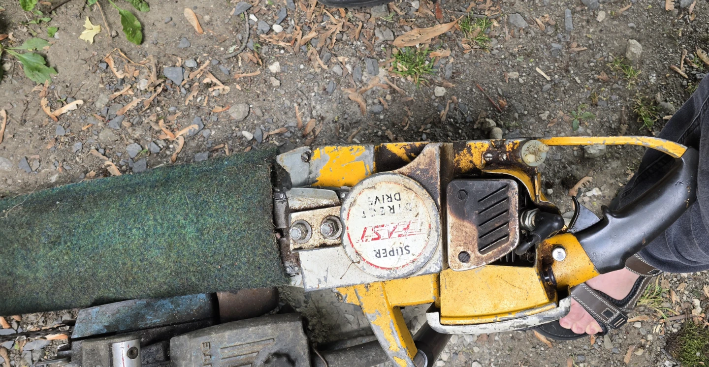 Montgomery Ward Power-Kraft Chainsaw
