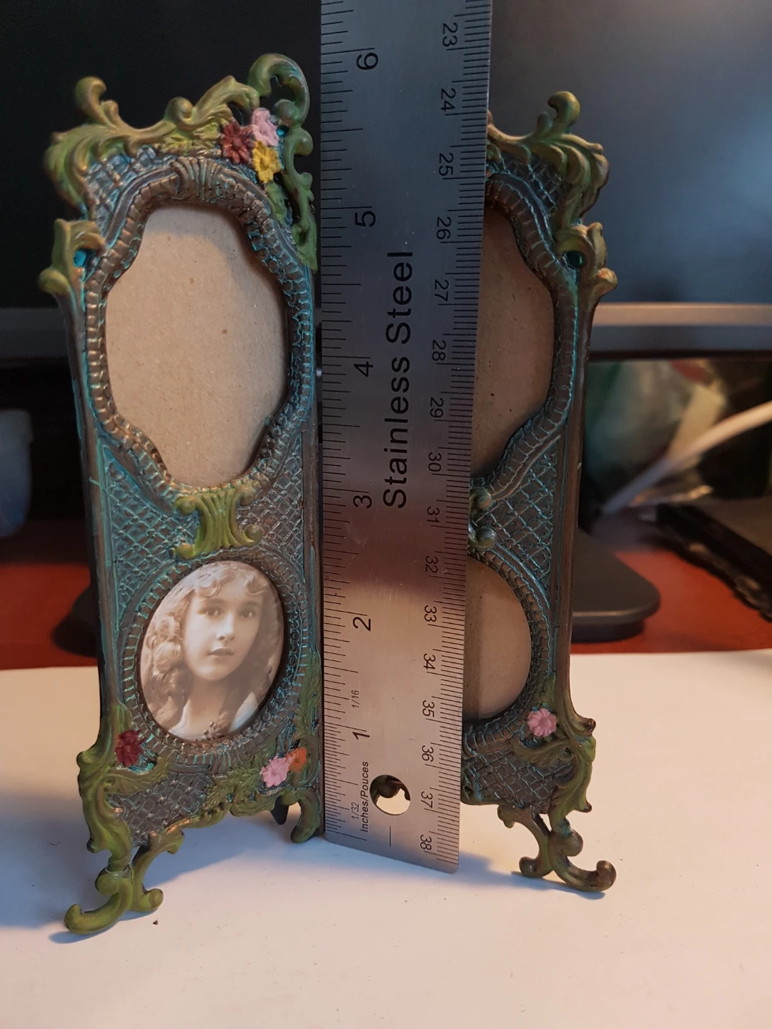 Vintage Ornate Double Photo Frame - photo 2