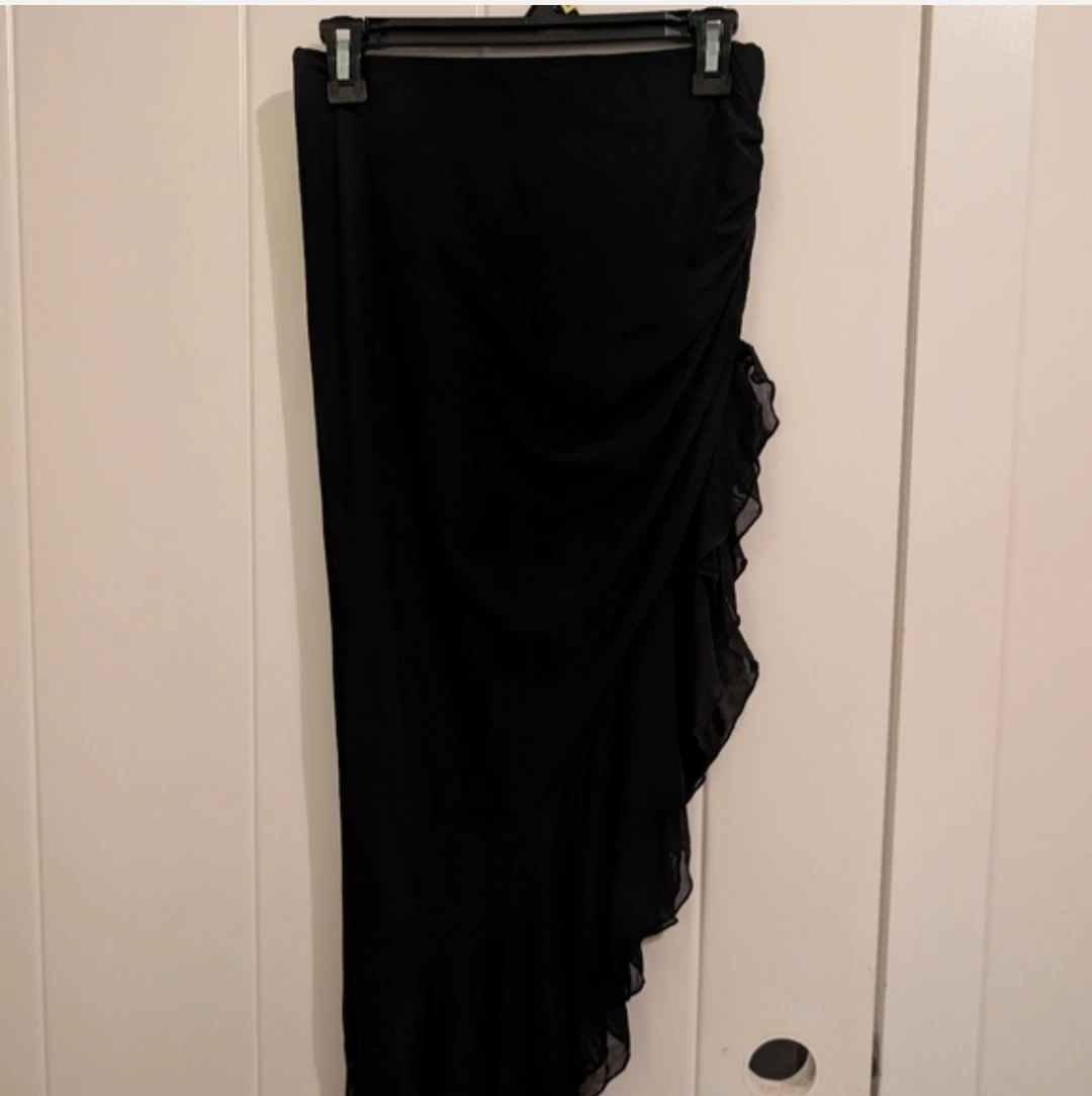 Black Skirt with Ruffle by Shein - photo 2