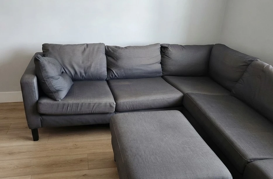 Delivery Available - Sectional Couch & Ottoman - photo 2