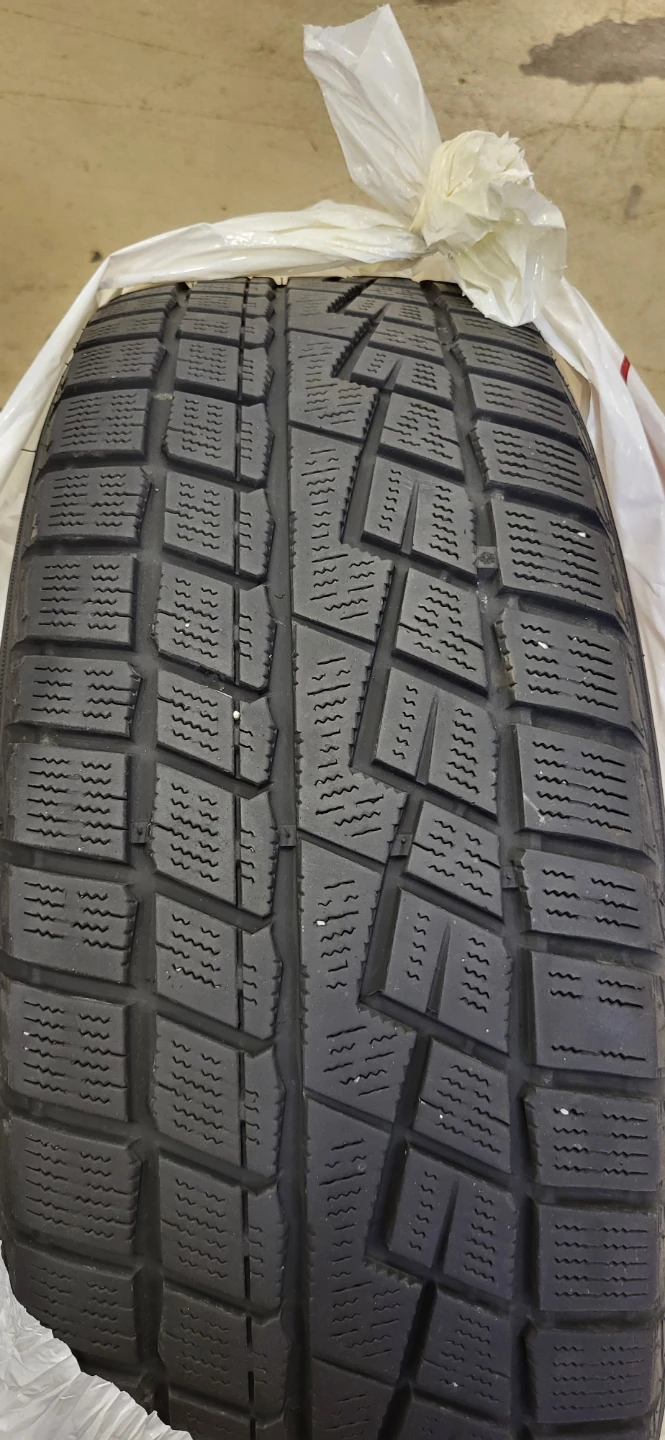Winter Tire 225/60R17 on rims - photo 3