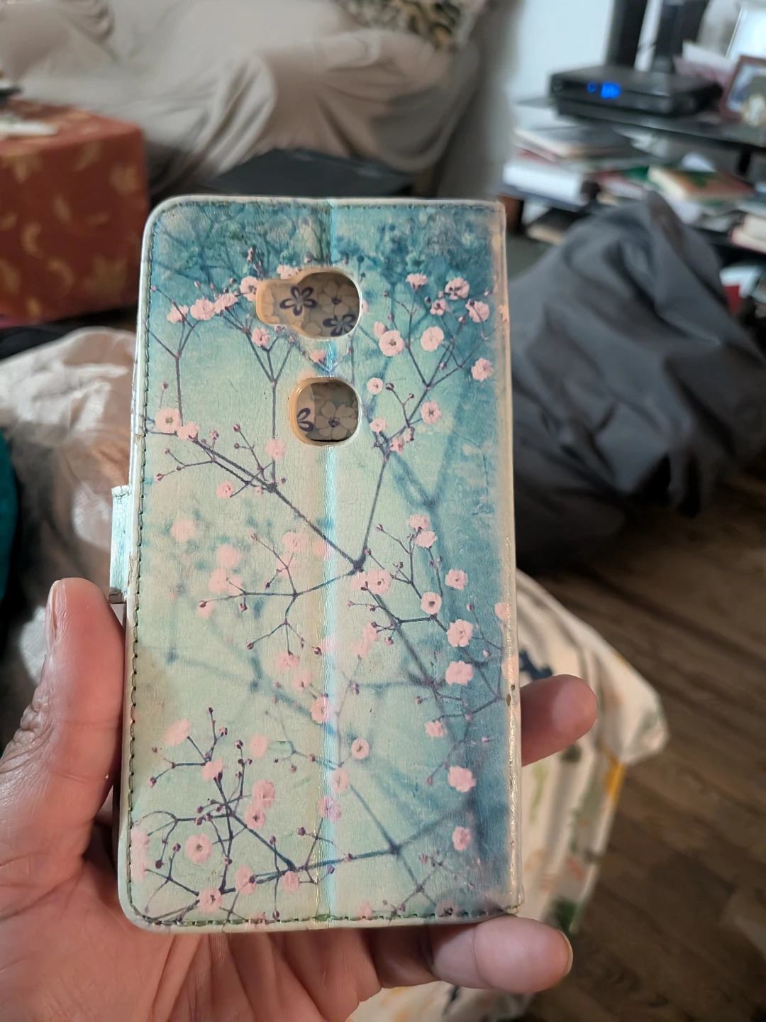 Floral Flip Phone Case - photo 2