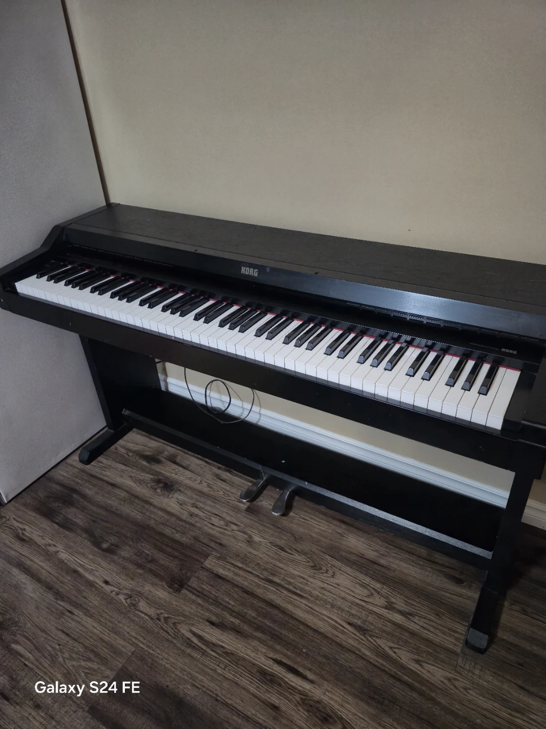 Korg Digital Piano - photo 2
