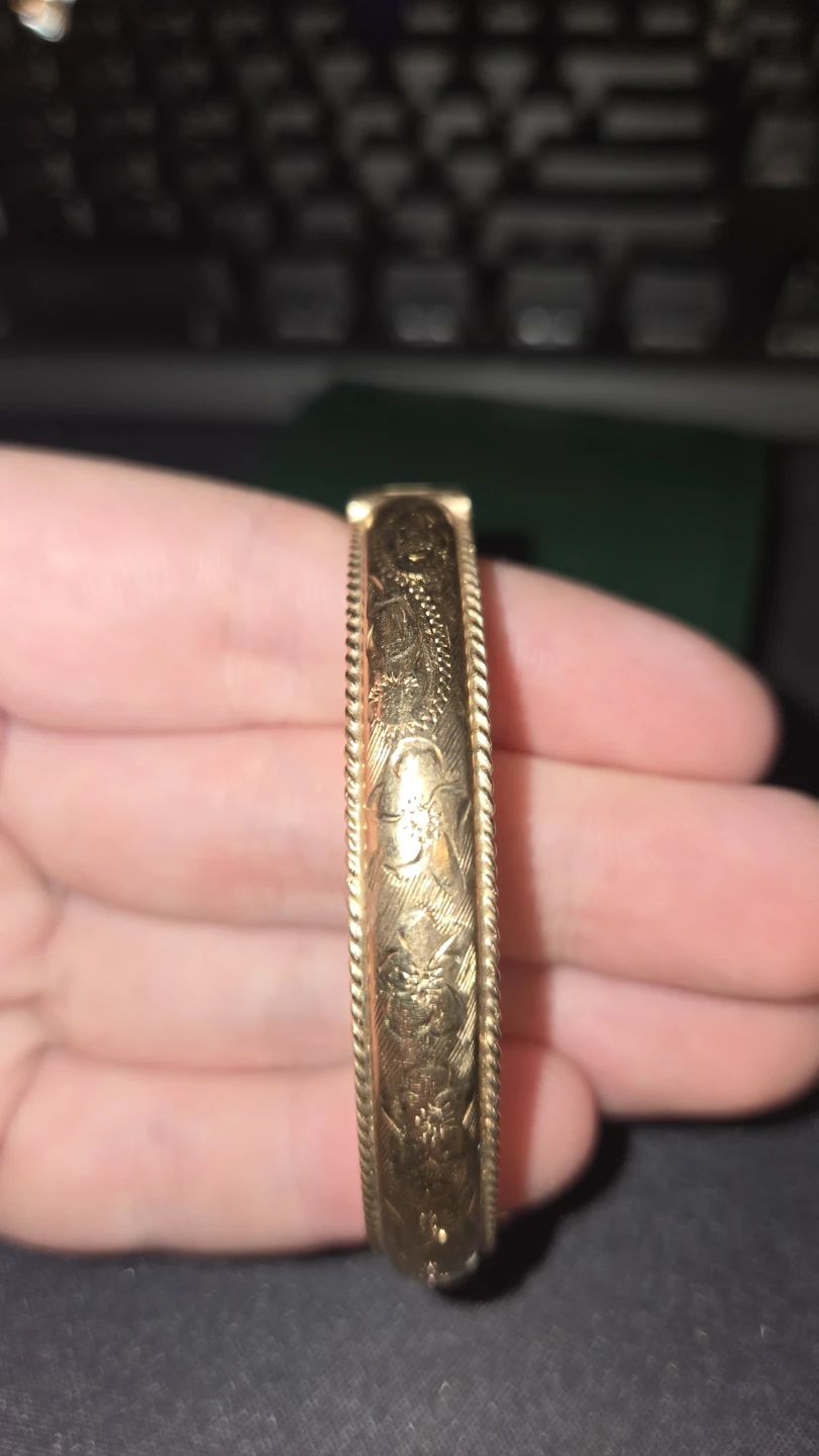 9k Gold Engraved hollow Bangle Bracelet - photo 3