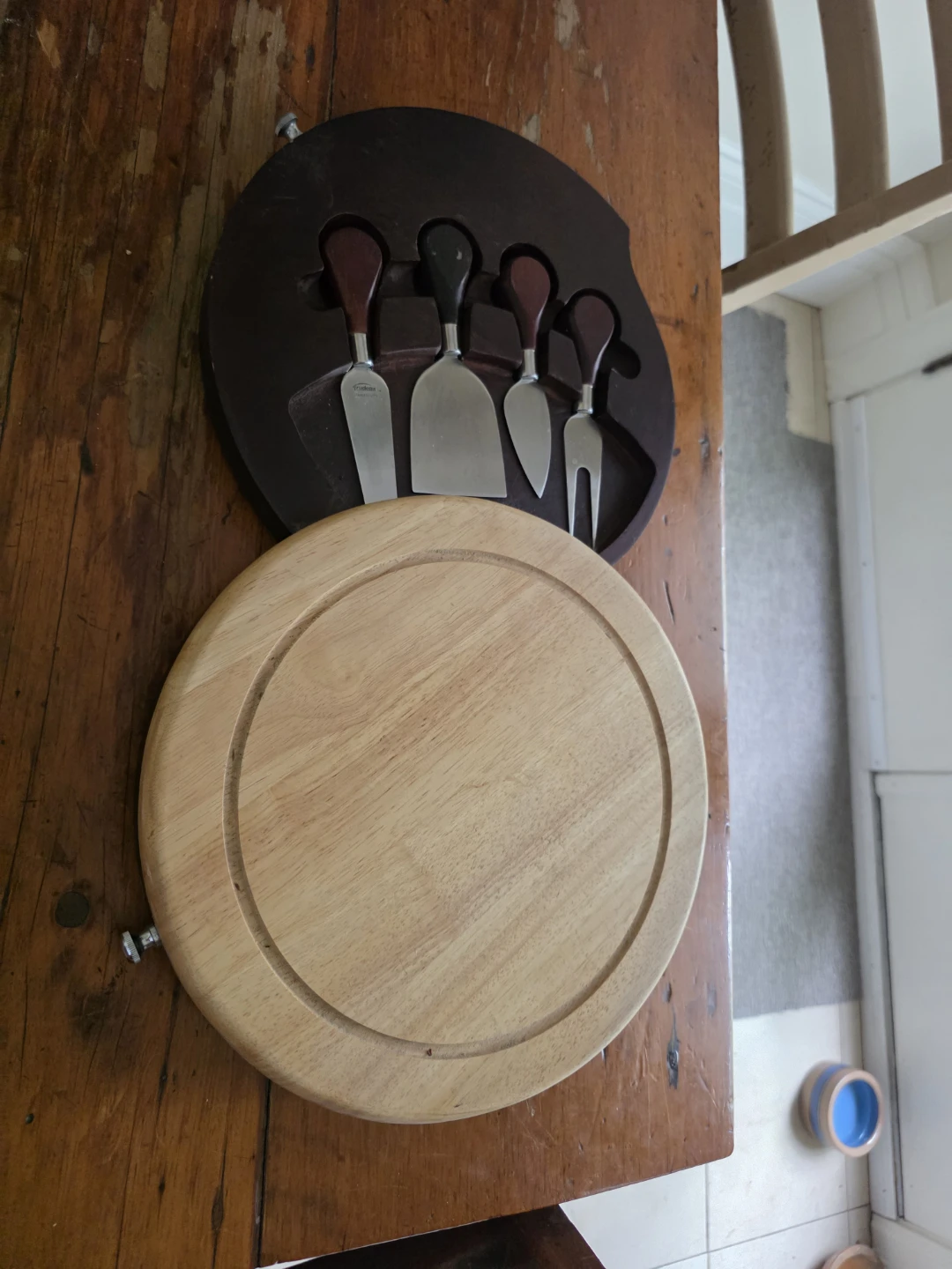 Wooden Cheese Board and Knife Set