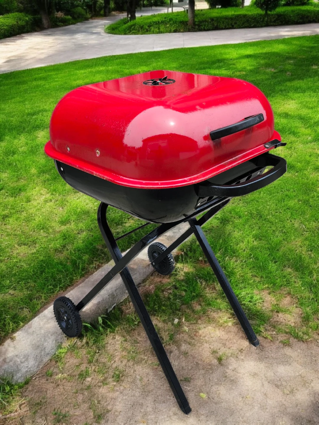 Portable Charcoal Grill  highly portable outdoor barbecue