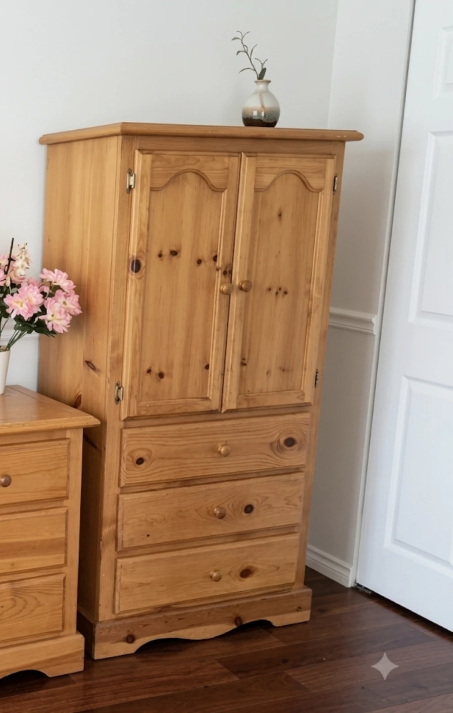 Pine Wood Wardrobe and Dresser Set - photo 4