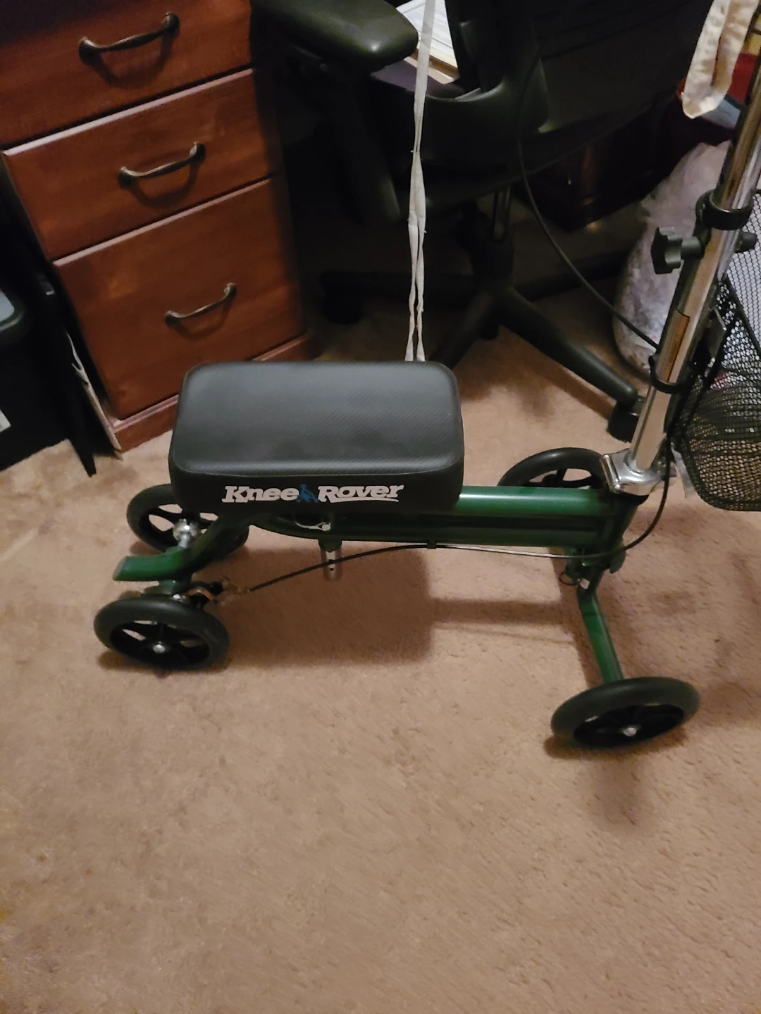 Knee Rover Steerable Knee Scooter Walker