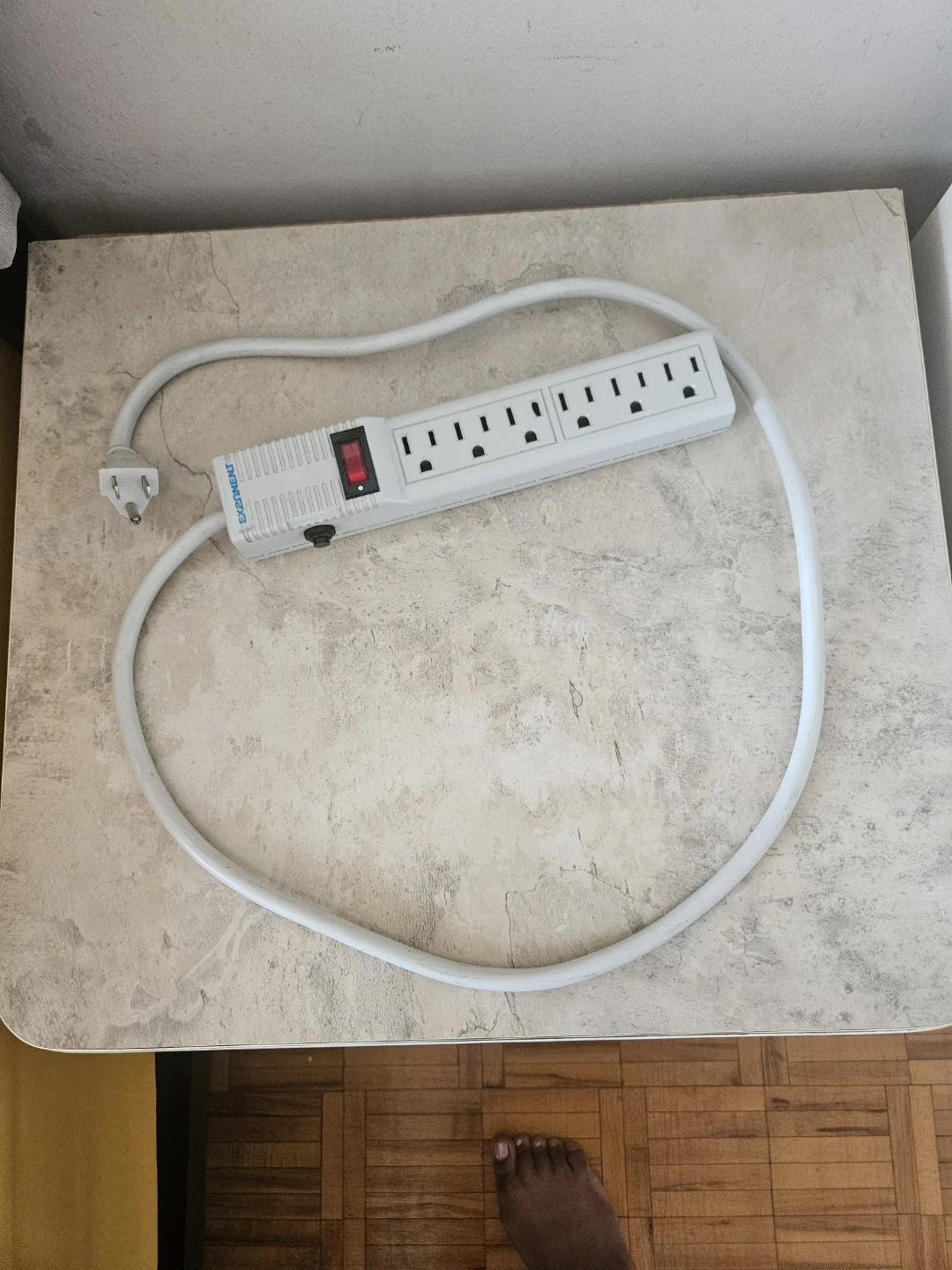 Expresstek 6-Outlet Power Strip - photo 3