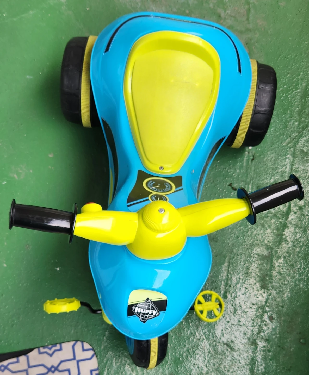 Huffy Ride-On Toy - photo 2