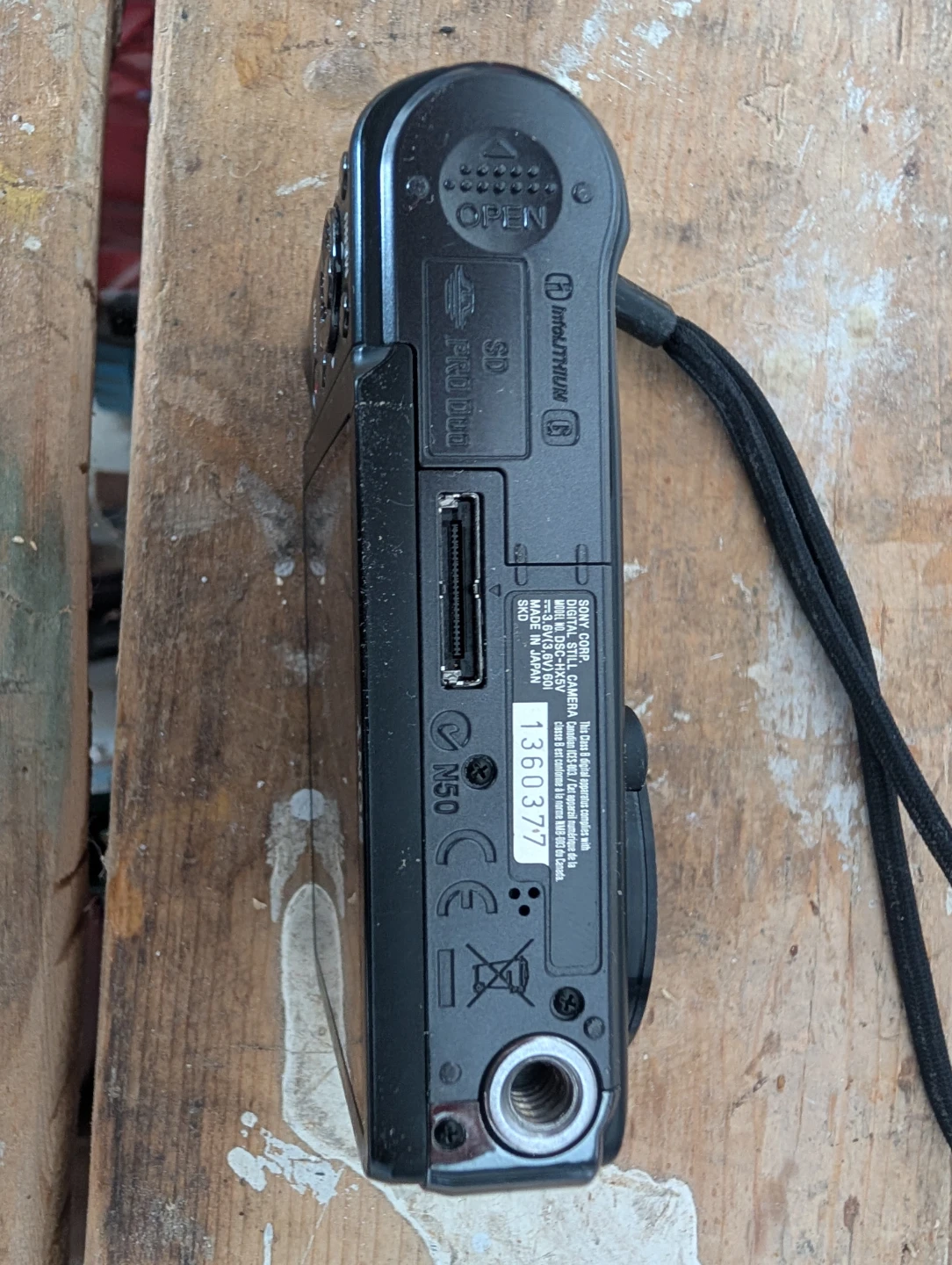 Sony Cyber-shot DSC-HX5 Digital Camera with Charger - photo 5