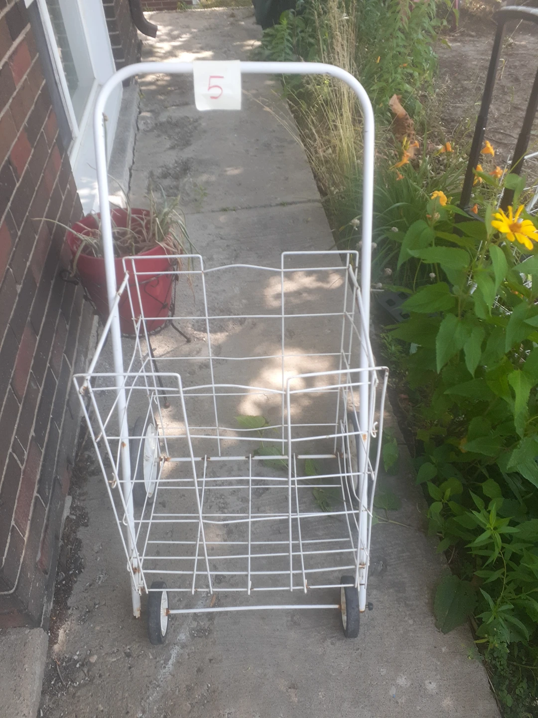 White Metal Shopping Cart