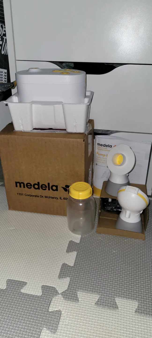 Medela Pump in Style Breast Pump - photo 3
