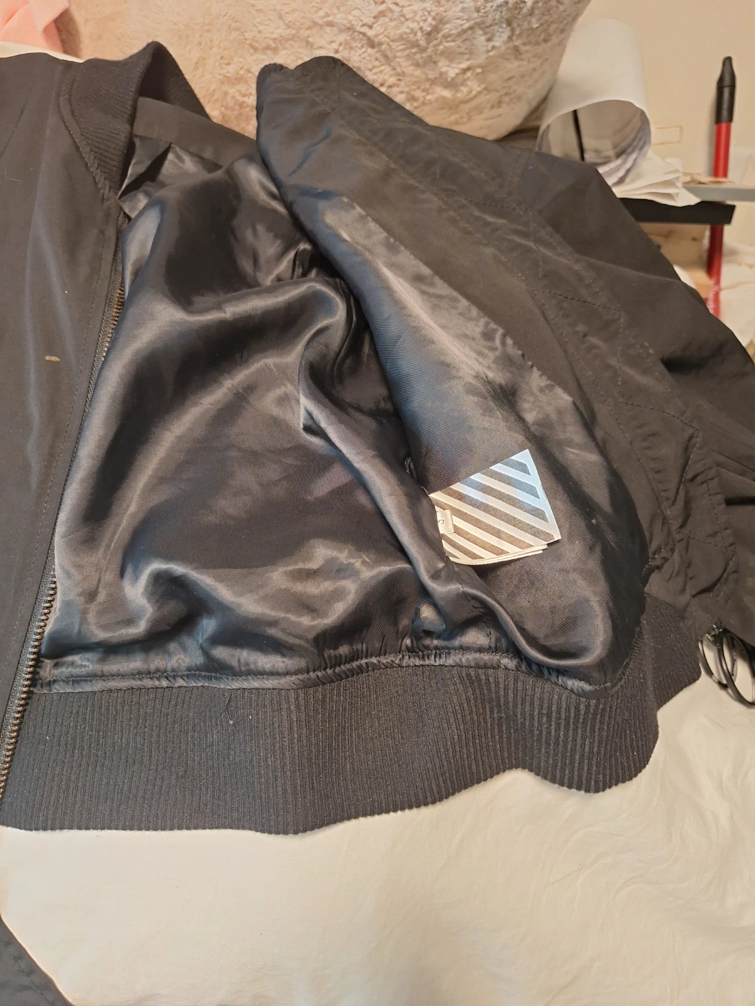 OFF-WHITE Bomber Jacket Black Red Rose Embroidery - photo 4