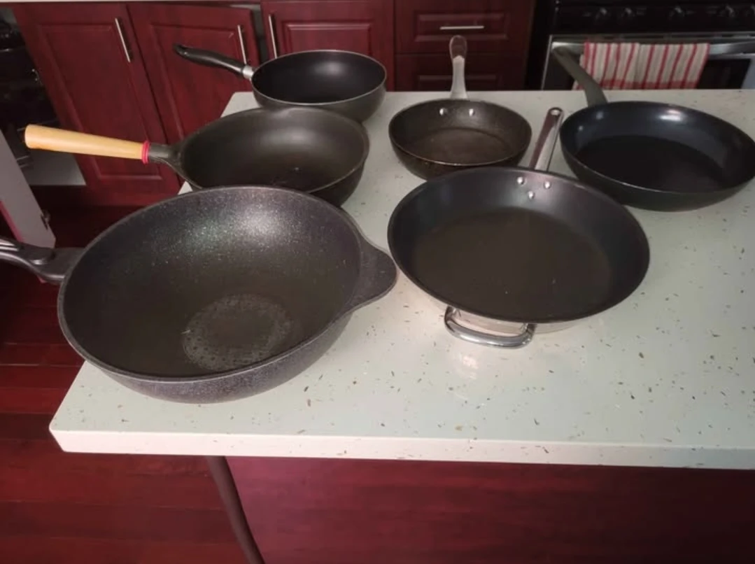 $10 each Frying Pan or Wok - photo 3