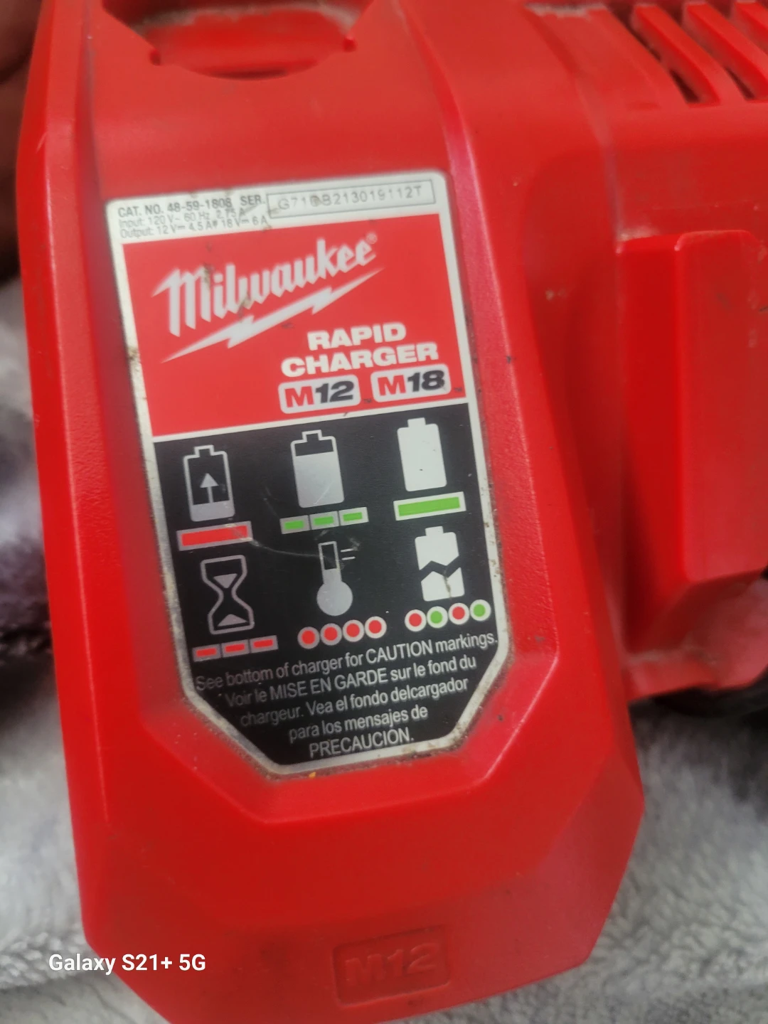 Milwaukee M18 & M12 Rapid Charger with Power Source - photo 4