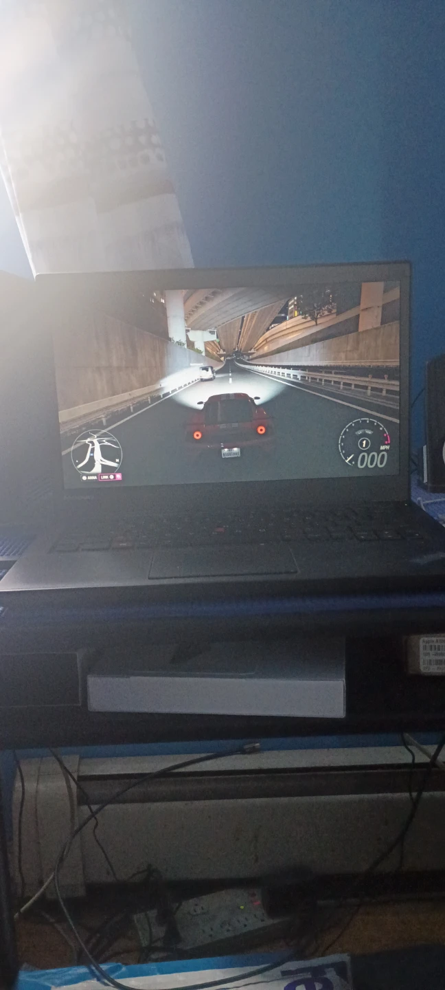 Black Lenovo ThinkPad Laptop - photo 2